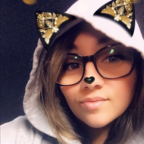 Meet your Posher, Mandy - Picture 1 of 1